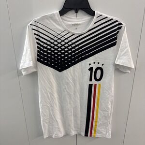 Identic Man Germany #10‎ Soccer Jersey T-Shirt Size Small White